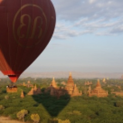 Birma Balloons over Bagan